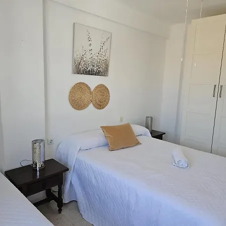 Lovely Town Centre Apartment Fuengirola